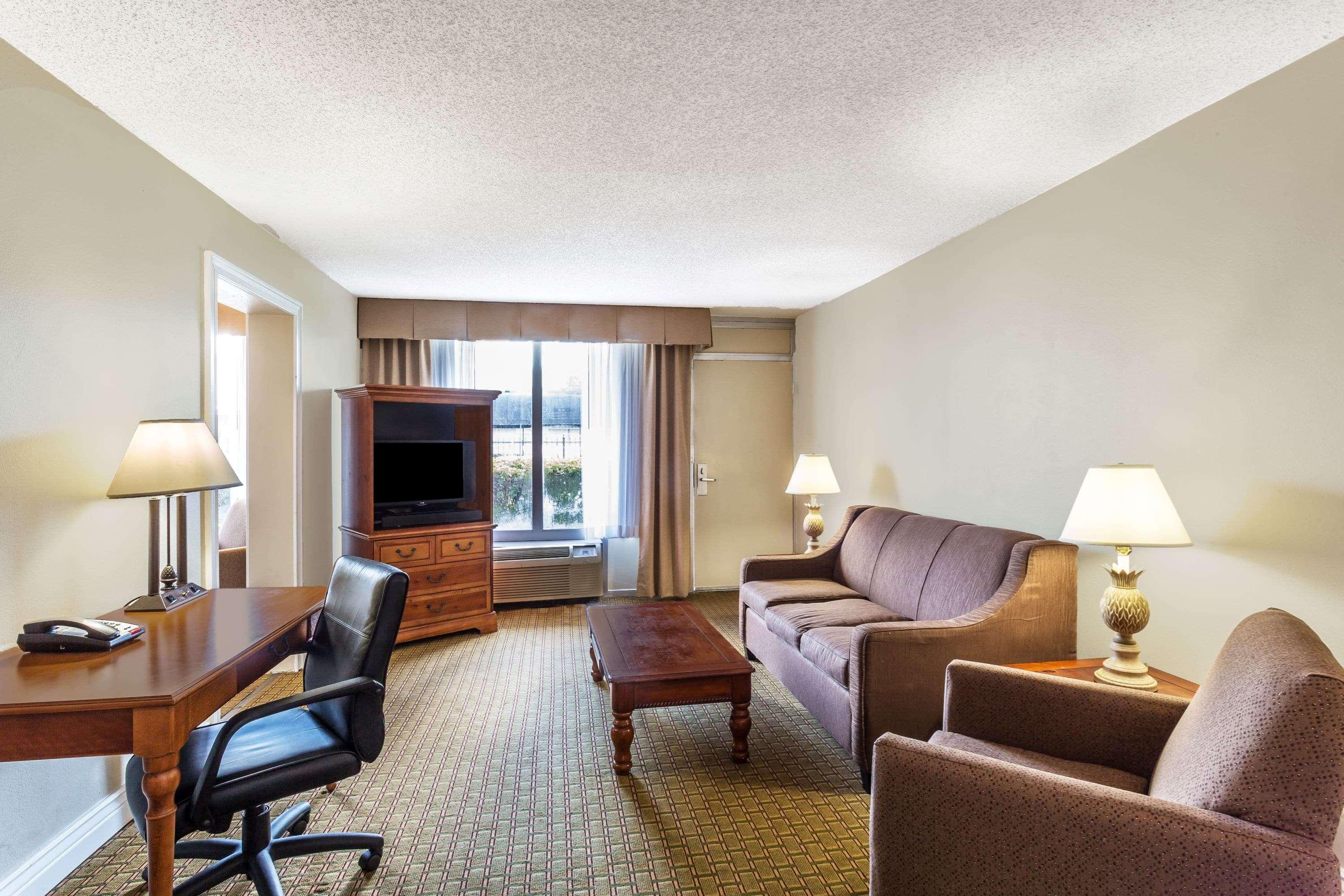 Ramada By Wyndham Houma Exterior foto
