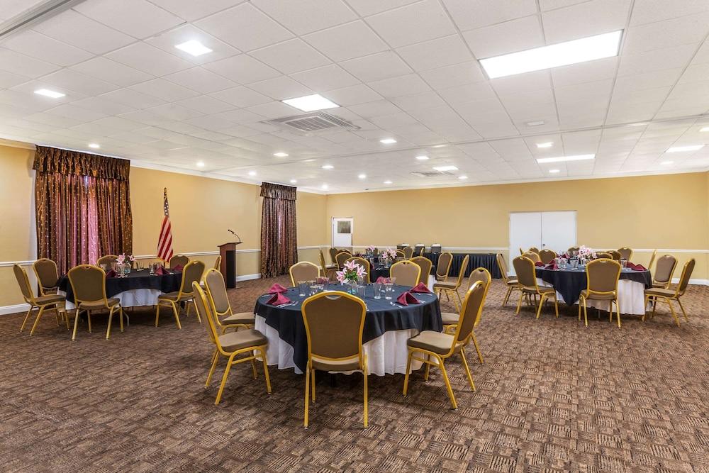 Ramada By Wyndham Houma Exterior foto