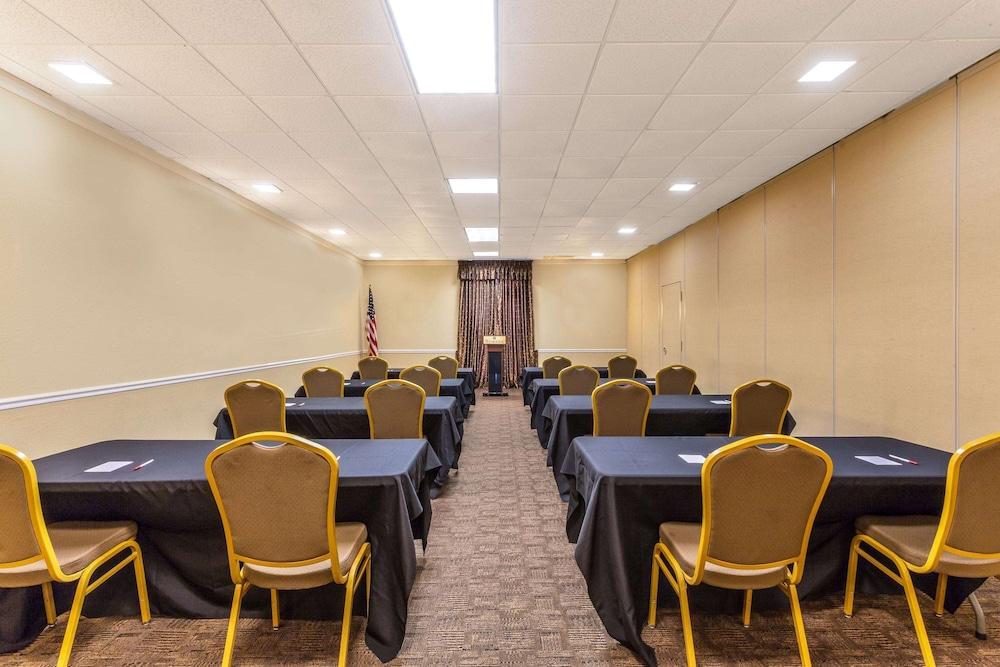 Ramada By Wyndham Houma Exterior foto