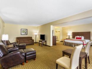 Ramada By Wyndham Houma Quarto foto